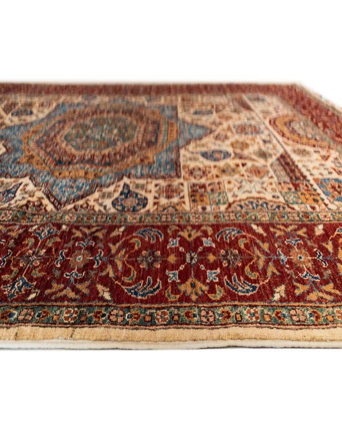 Detail image of  5' 7 x 8' 4 Amina Wool Rug