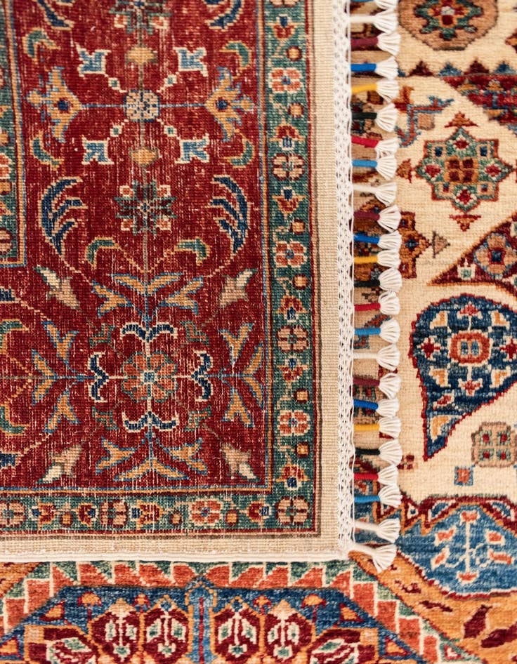 Detail image of  5' 7 x 8' 4 Amina Wool Rug