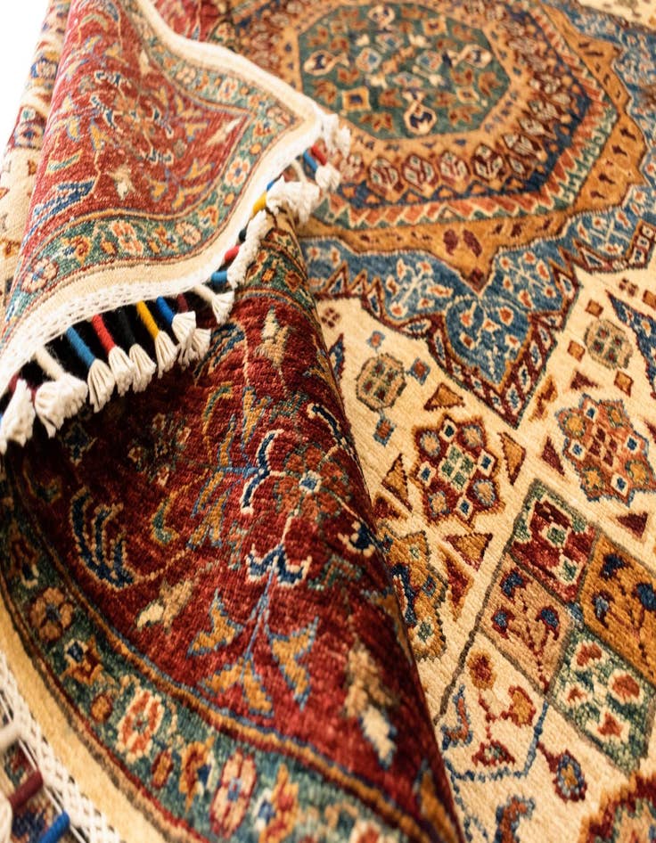 Detail image of  5' 7 x 8' 4 Amina Wool Rug