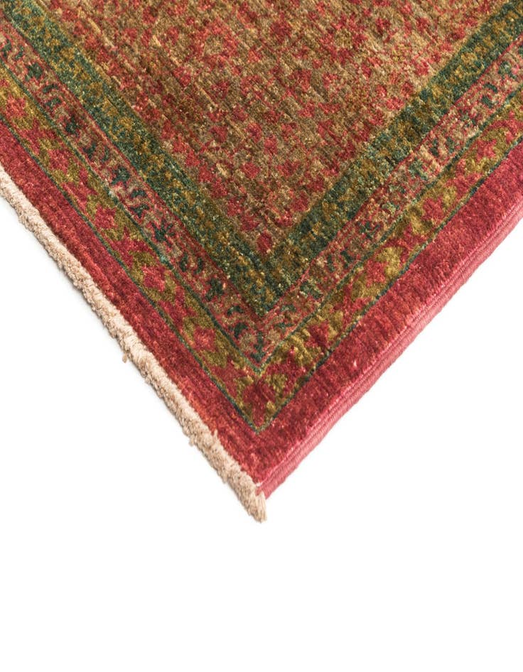 Detail image of  6' 10 x 9' 10  Hand Knotted Amina Rug