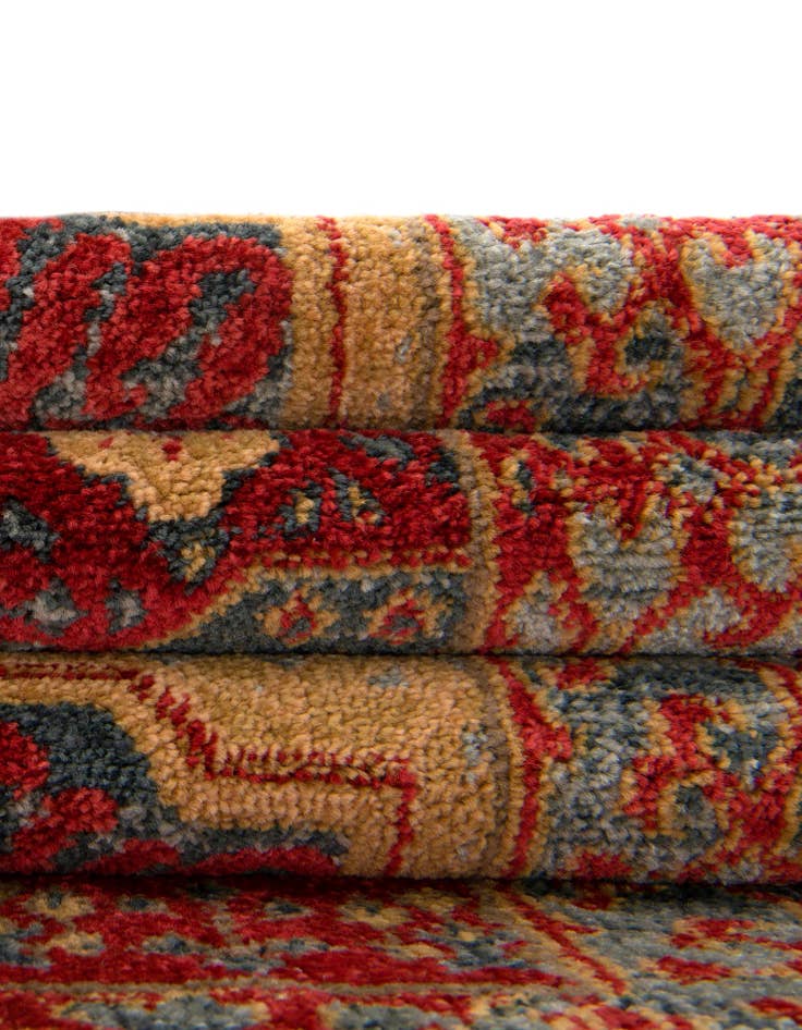 Detail image of  7' x 10' Amina Rug