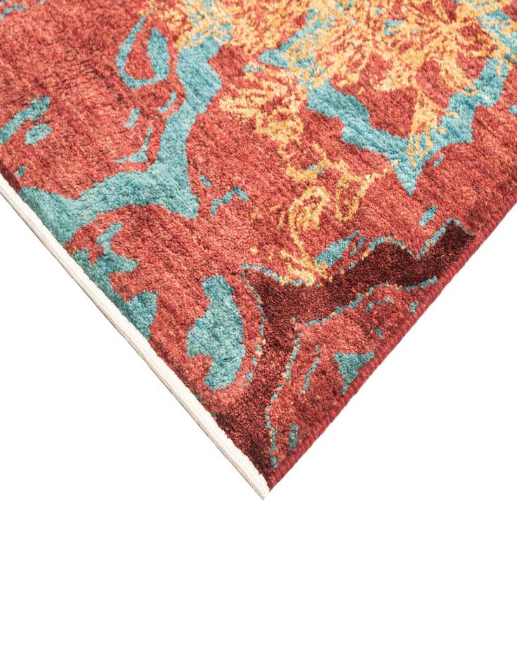 Detail image of  6' 7 x 10' 2  Hand Knotted Anar Rug