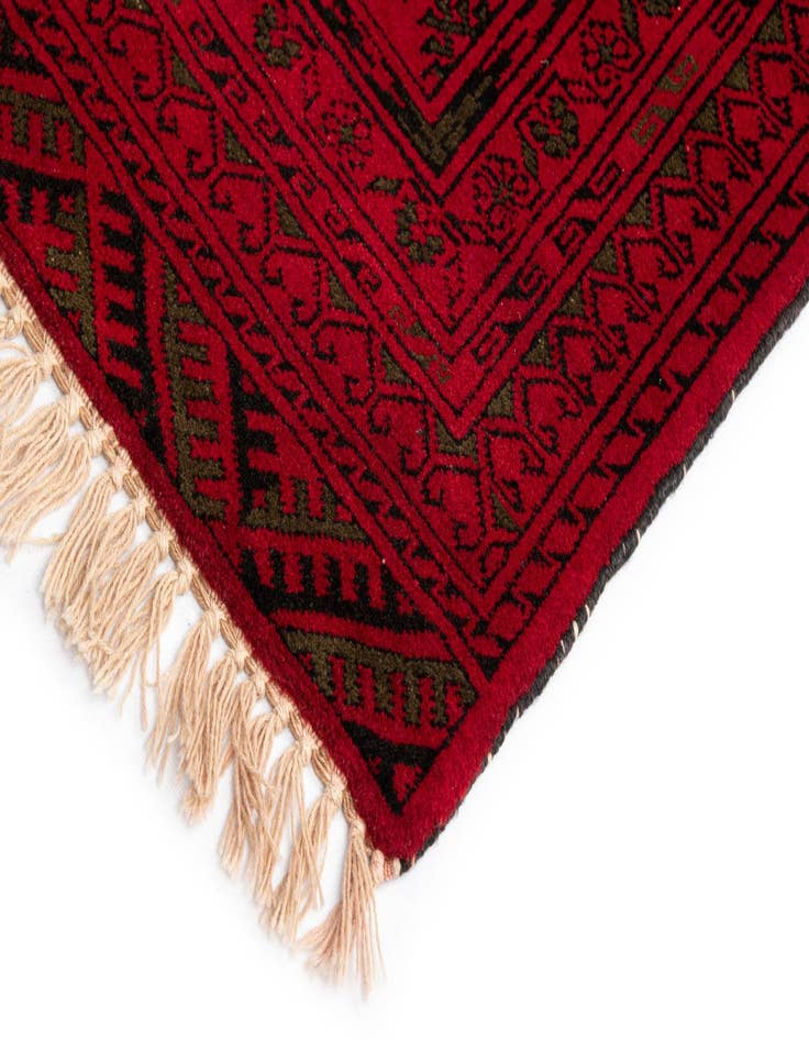 Detail image of  6' 6 x 9' 9 Andkoi Wool Rug