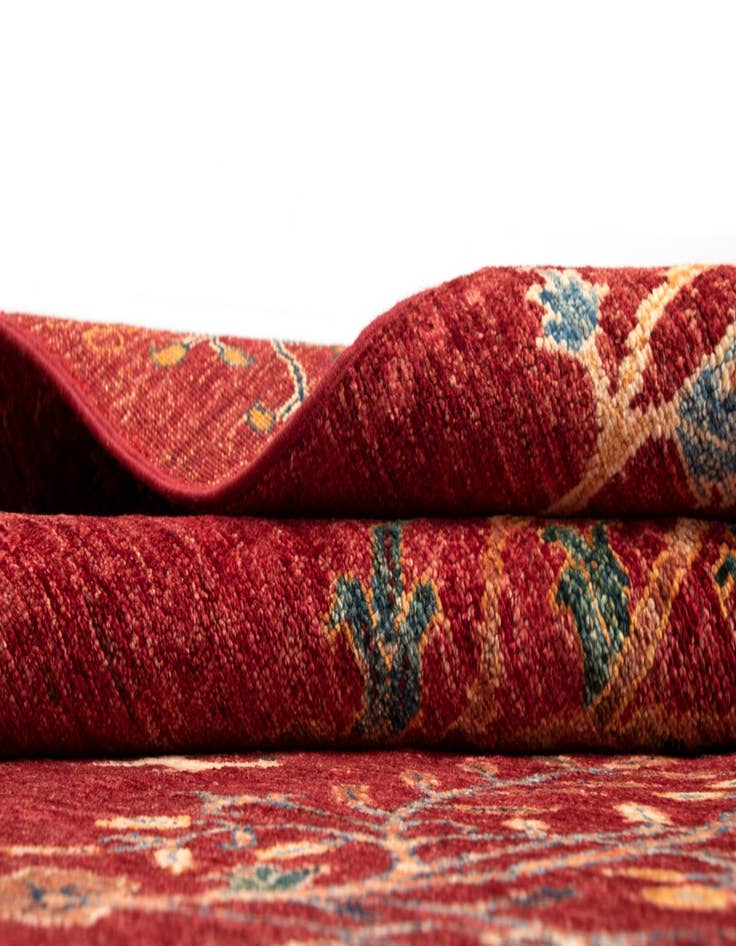 Detail image of  4' 11 x 6' 7 Ariana Wool Rug