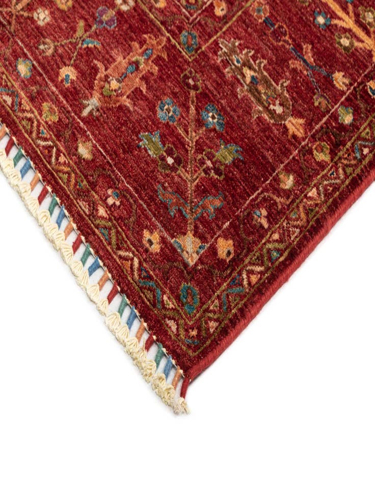 Detail image of  6' 11 x 9' 7 Ariana Ziegler Wool Rug