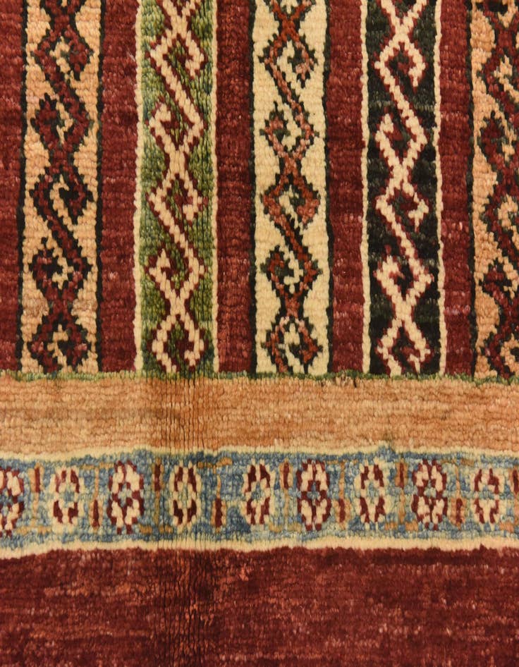 Detail image of  5' 7 x 7' 8  Hand Knotted Ariana Ziegler Rug