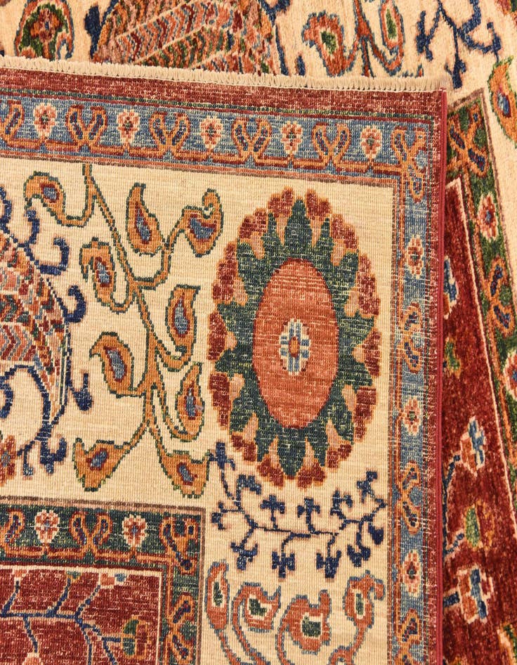 Detail image of  5' 1 x 6' 8  Hand Knotted Ariana Ziegler Rug