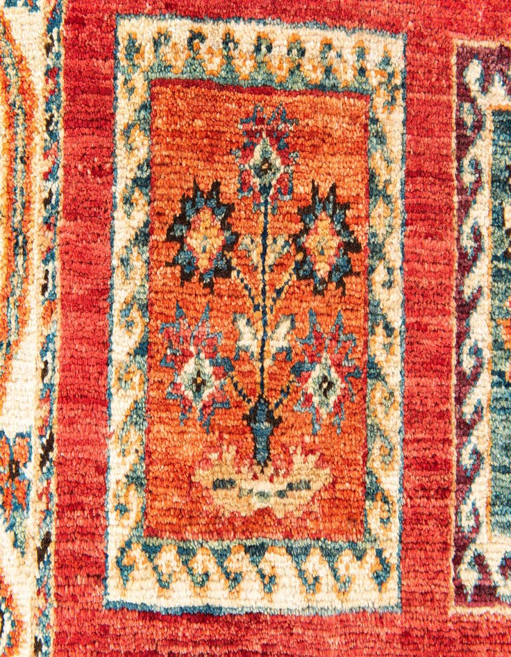 Detail image of  4' 9 x 6' 7  Hand Knotted Ariana Ziegler Oriental Rug
