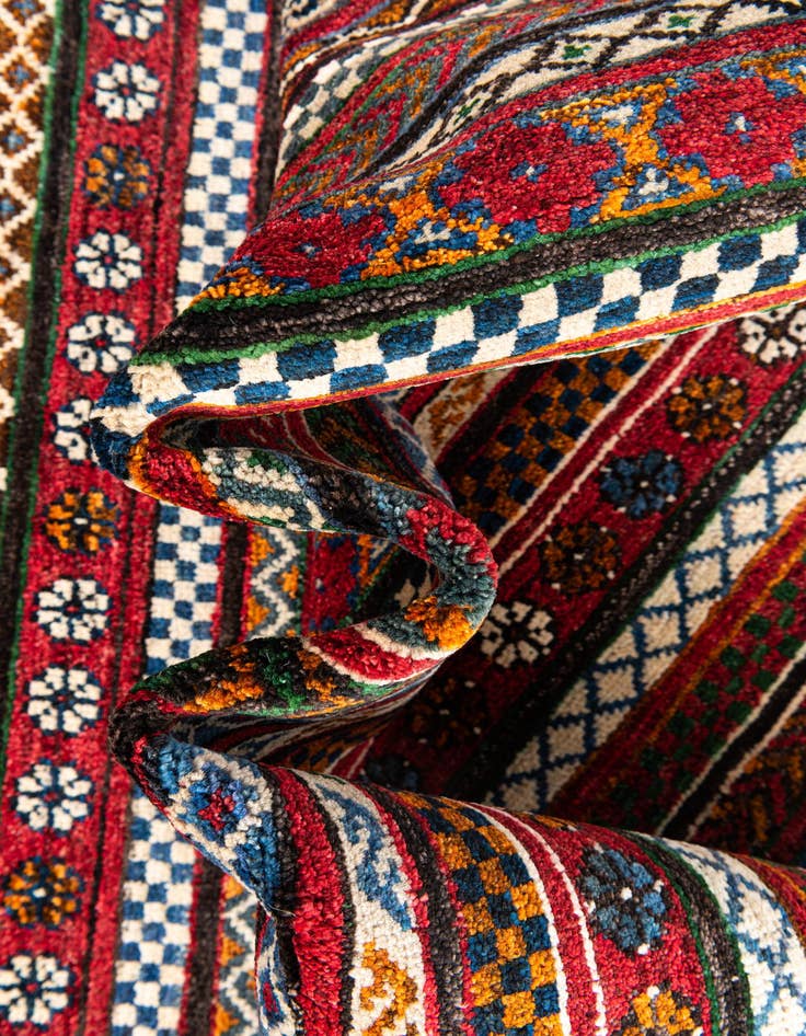 Detail image of  6' 9 x 9' 9  Hand Knotted Ariana Ziegler Rug