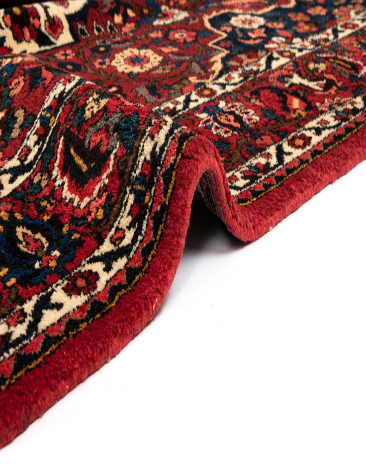 Detail image of  7' x 10' 3 Bachtiar Wool Rug