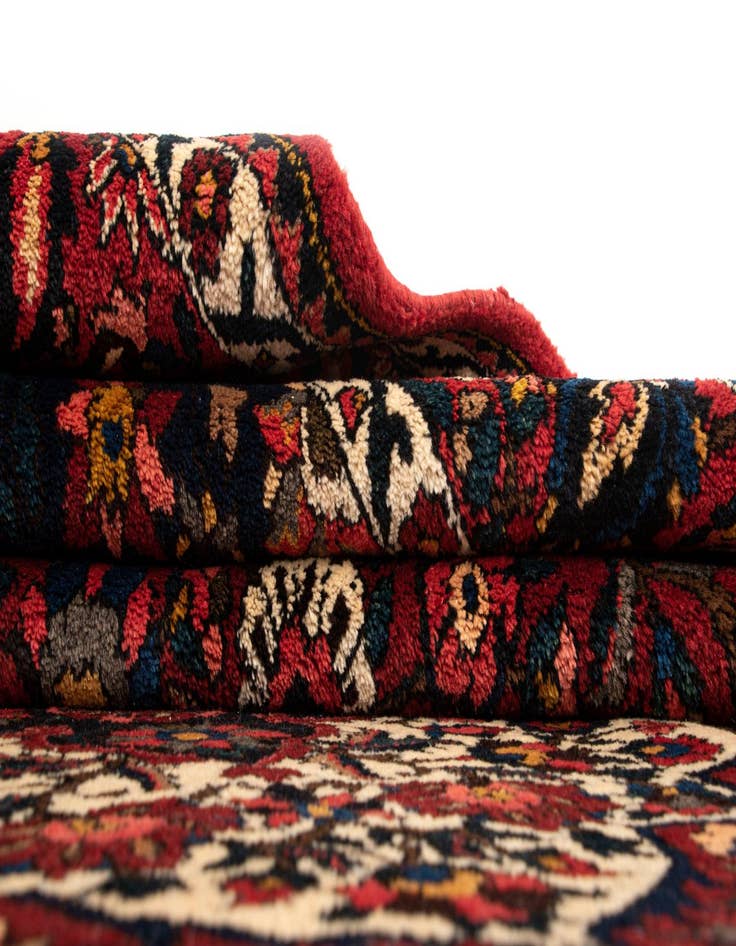 Detail image of  7' x 10' 3 Bachtiar Wool Rug