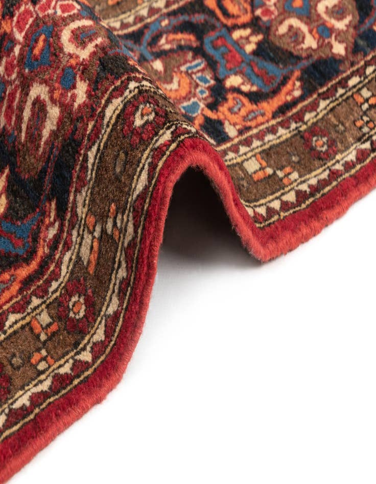 Detail image of  4' 11 x 7' 3 Bachtiar Rug