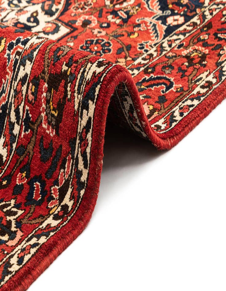 Detail image of  6' 10 x 10' 1 Bachtiar Rug