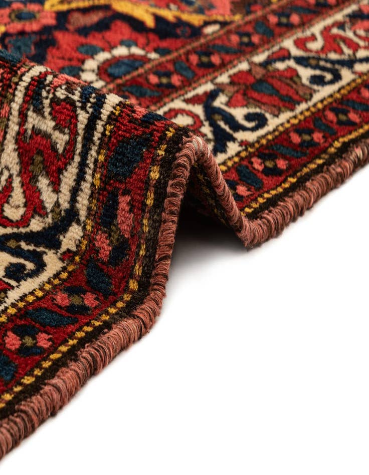 Detail image of  4' 9 x 6' 9 Bachtiar Rug