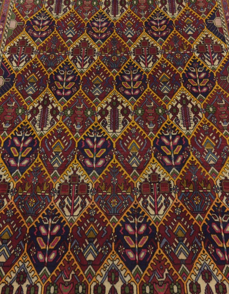 Detail image of 6' 9 x 9' 8 Hand Knotted Bakhtiar Persian Wool Rug