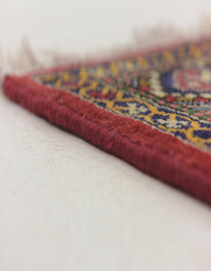 Detail image of 6' 9 x 9' 8 Hand Knotted Bakhtiar Persian Wool Rug