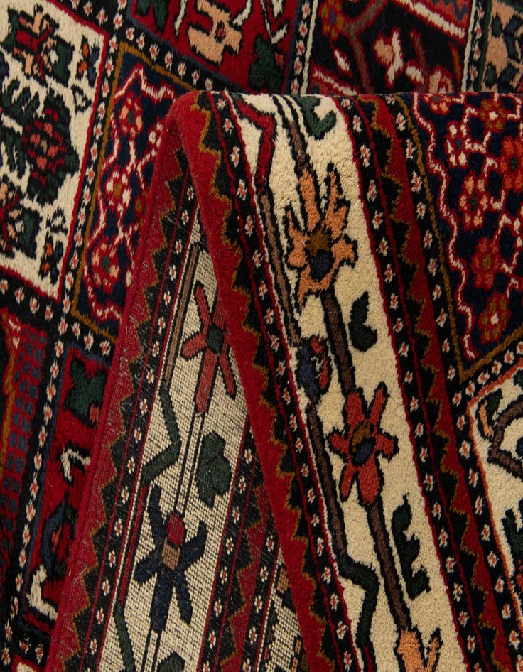 Detail image of  6' 8 x 9' 7  Hand Knotted Bakhtiar Wool Rug