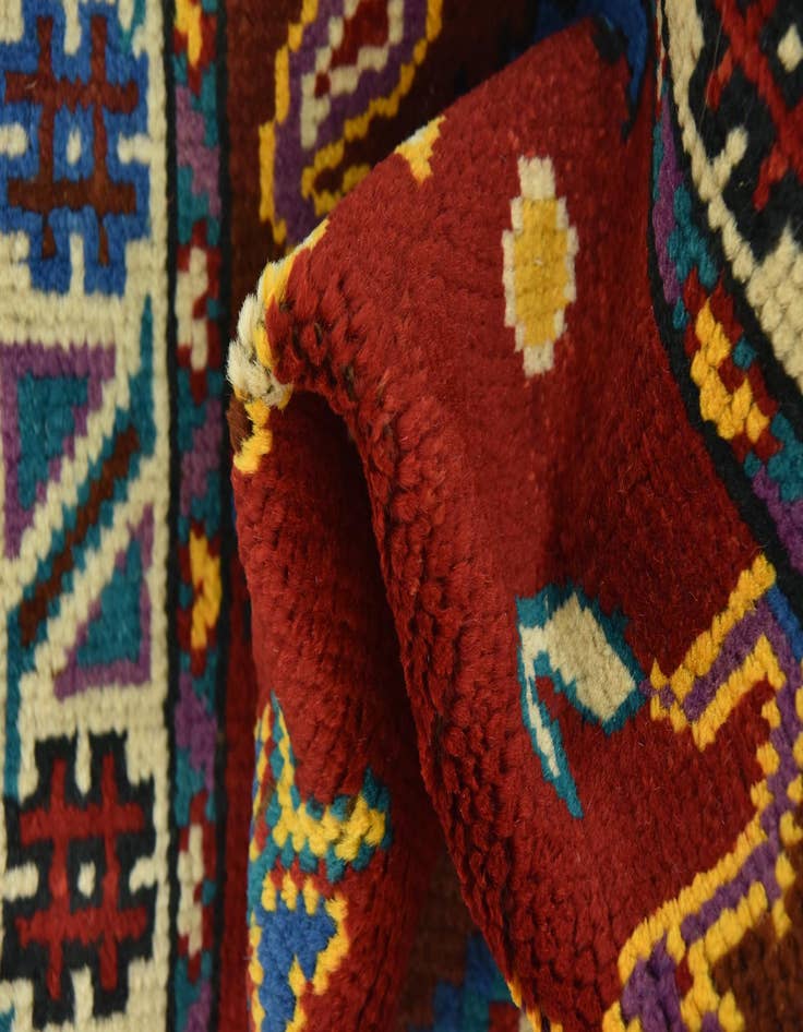 Detail image of  3' 3 x 4' 10  Hand Knotted Balouch Rug