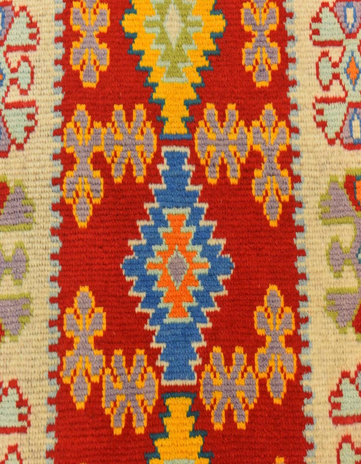 Detail image of  2' 8 x 4'  Hand Knotted Balouch Rug