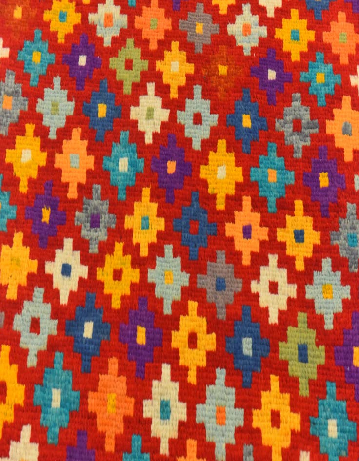 Detail image of  2' 8 x 4'  Hand Knotted Balouch Rug