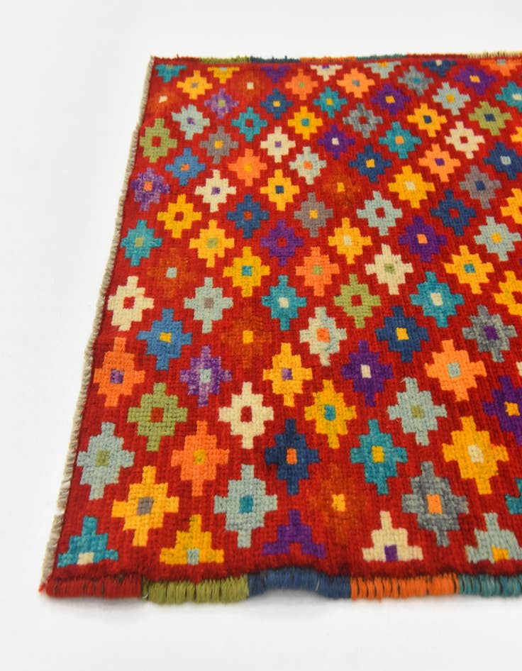 Detail image of  2' 8 x 4'  Hand Knotted Balouch Rug