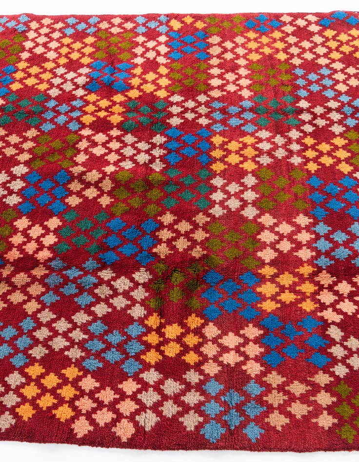 Detail image of  5' x 6' 6  Hand Knotted Balouch Wool Rug