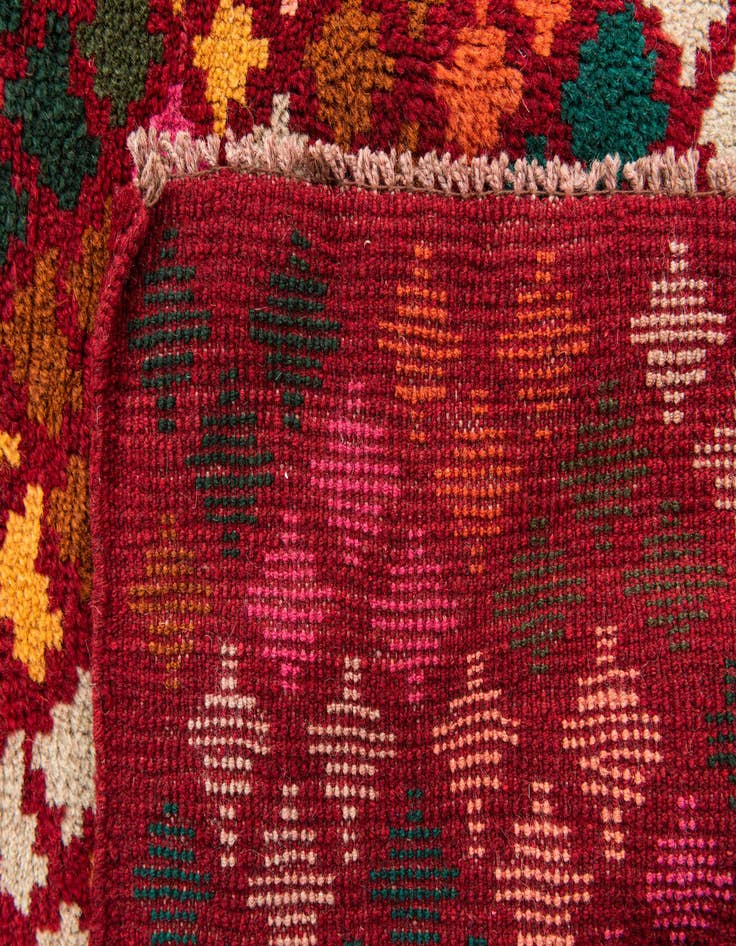 Detail image of 4' 9 x 6' 5 Hand Knotted Balouch Wool Rug