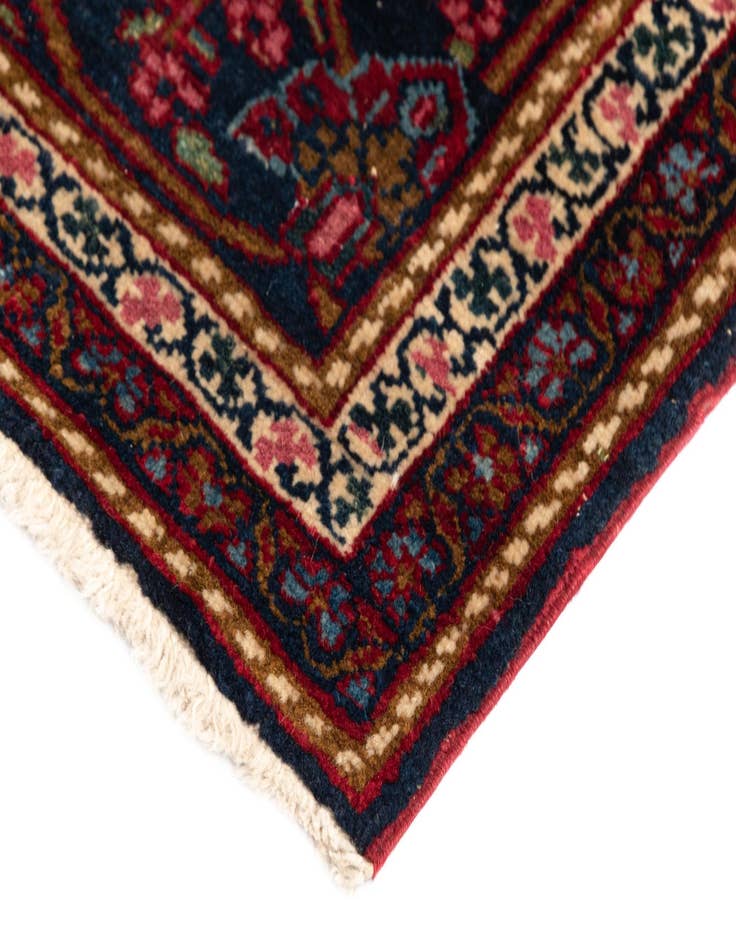 Detail image of  4' 6 x 6' 1 Bidjar Rug