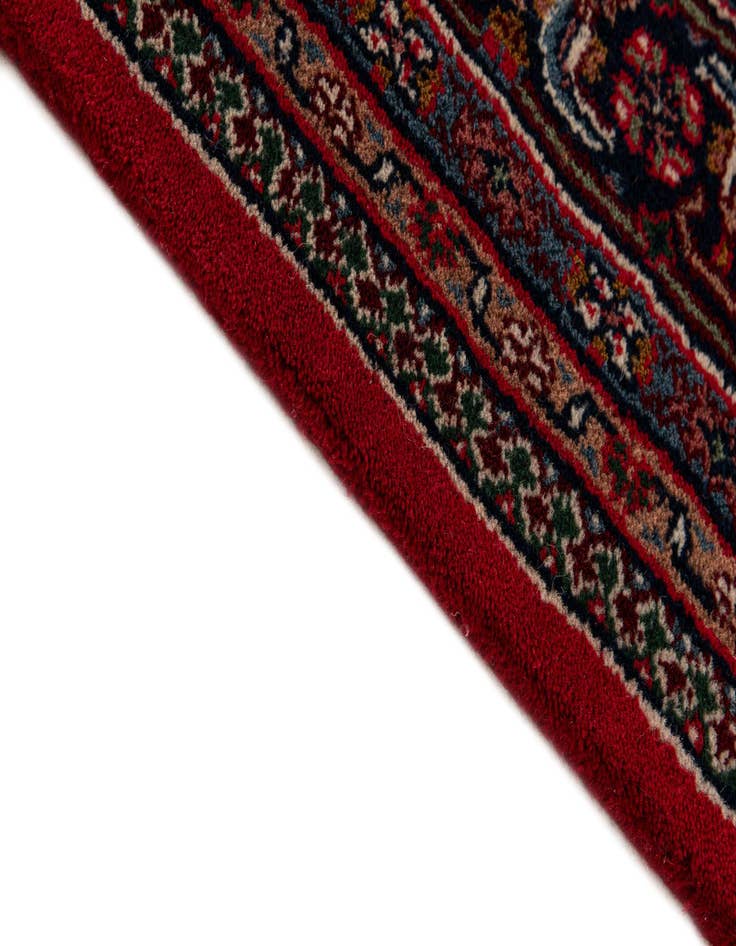 Detail image of  6' 6 x 9' 10  Hand Knotted Bidjar Wool Rug