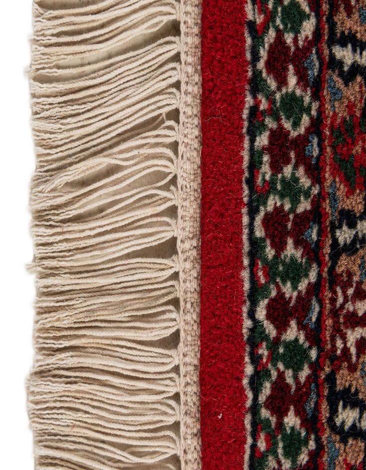 Detail image of  6' 6 x 9' 10  Hand Knotted Bidjar Wool Rug