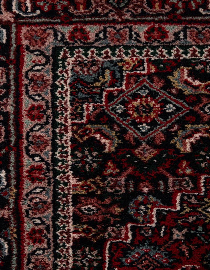 Detail image of  4' 3 x 6'  Hand Knotted Bidjar Wool Rug