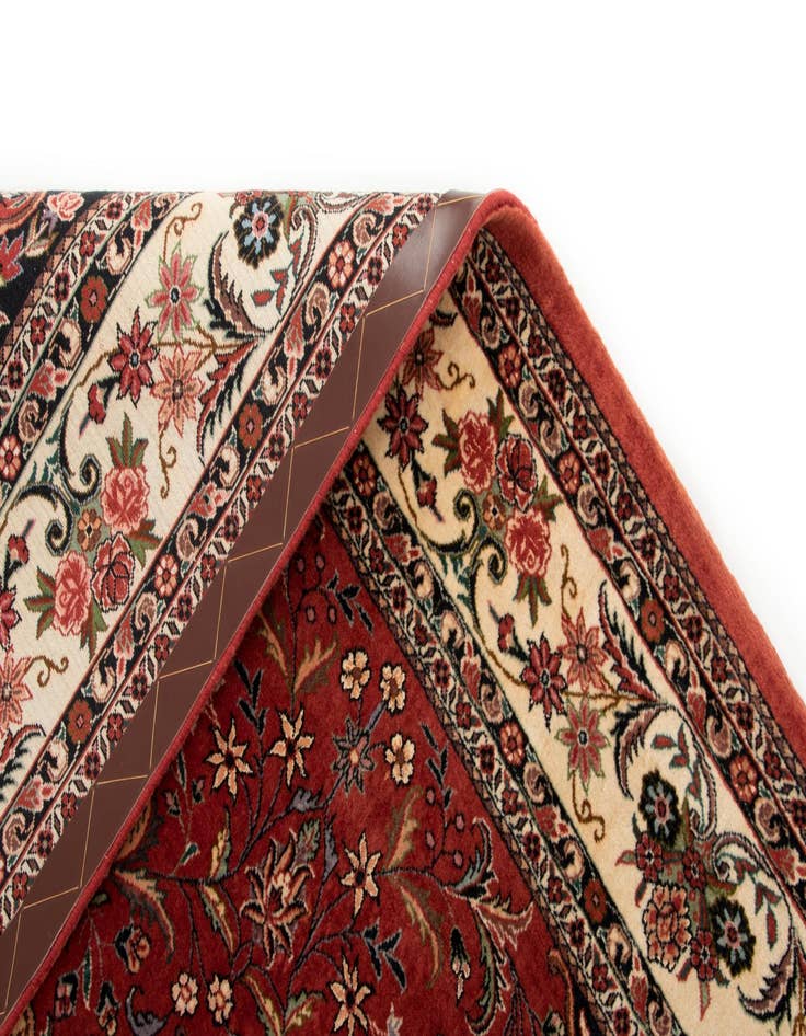 Detail image of  5' 6 x 8' 5 Bidjar With Silk Rug