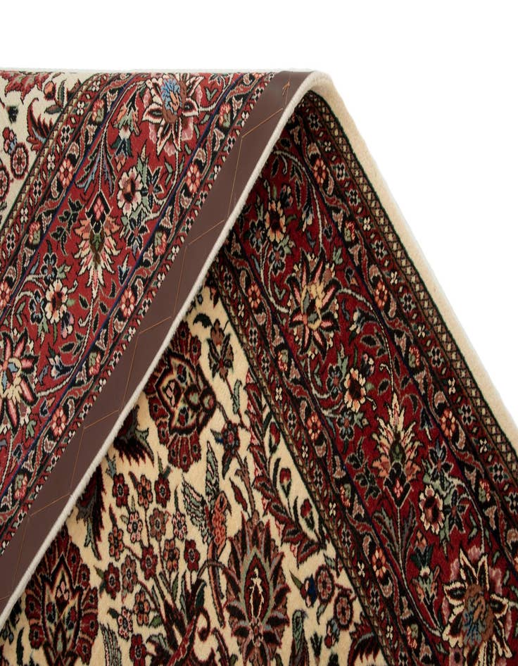 Detail image of  5' 1 x 6' 6 Bidjar With Silk Rug