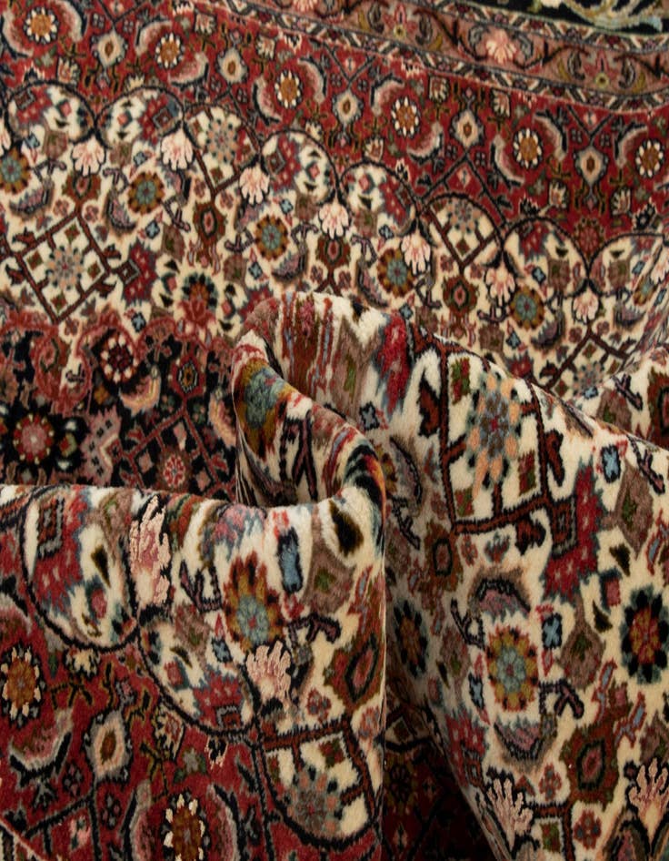 Detail image of  5' 1 x 6' 11 Bidjar With Silk Rug