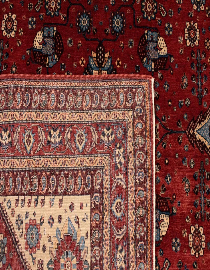 Detail image of 6' 10 x 7' 10 Hand Knotted Bulurbaft Persian Rug
