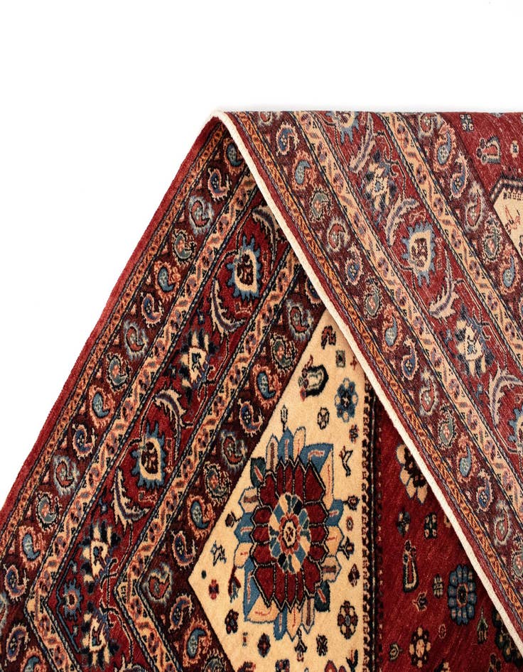 Detail image of 6' 10 x 7' 10 Hand Knotted Bulurbaft Persian Rug