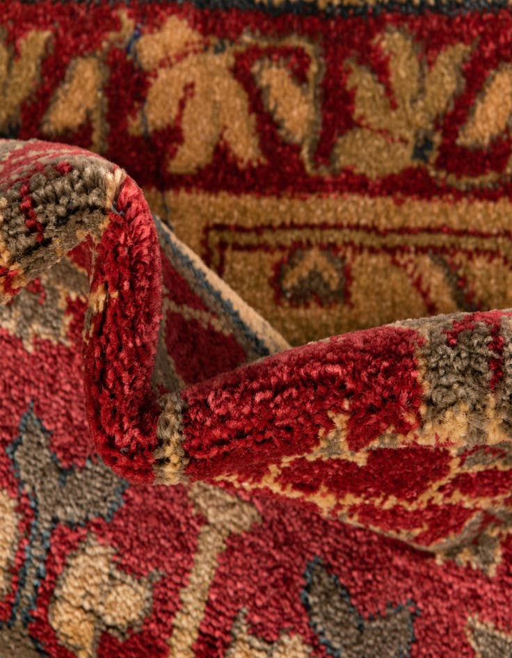 Detail image of  7' 9 x 11' Chelsea Rug