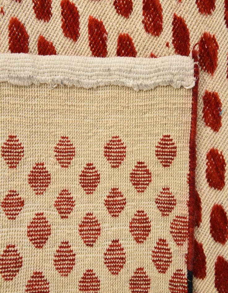 Detail image of  5' 3 x 8' 1  Hand Knotted Darya Wool Rug