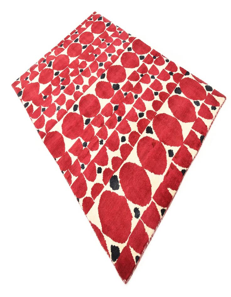 Detail image of  5' 4 x 8'  Hand Knotted Darya Wool Rug