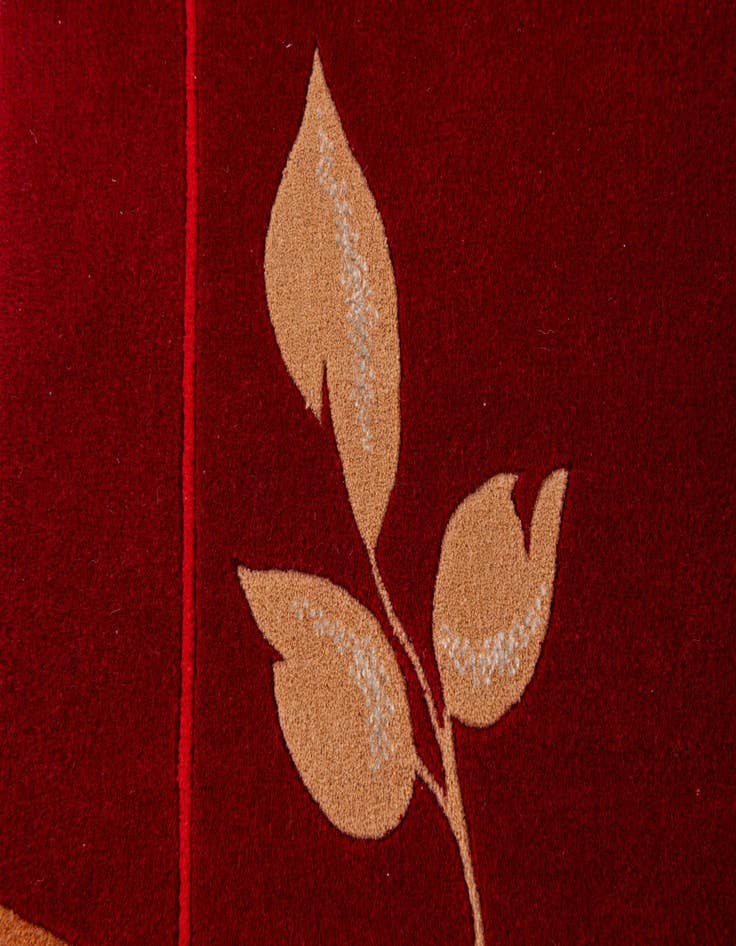 Detail image of  4' x 5' 11  Hand Knotted Darya Rug