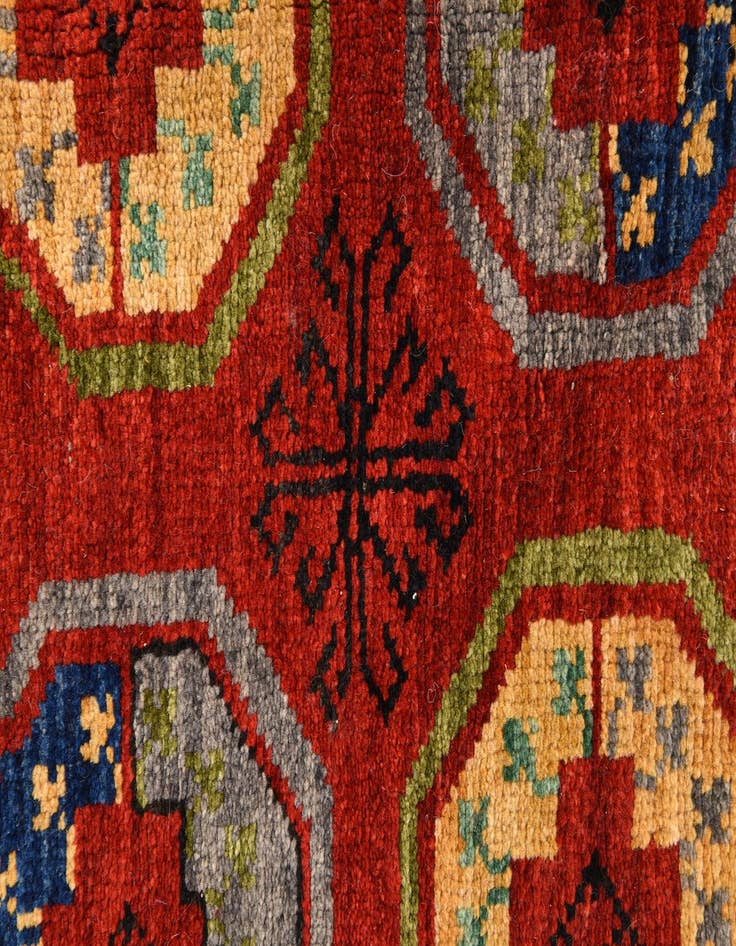 Detail image of  5' 6 x 8' 3  Hand Knotted Darya Wool Rug