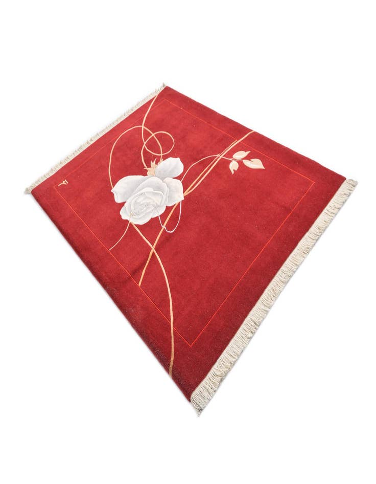 Detail image of  4' 11 x 6' 8  Hand Knotted Darya Wool Rug