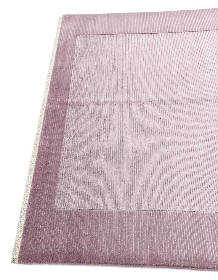 Detail image of  4' 10 x 6' 8 Darya Rug