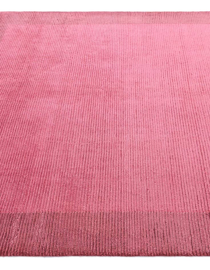 Detail image of  4' 10 x 5' Darya Rug