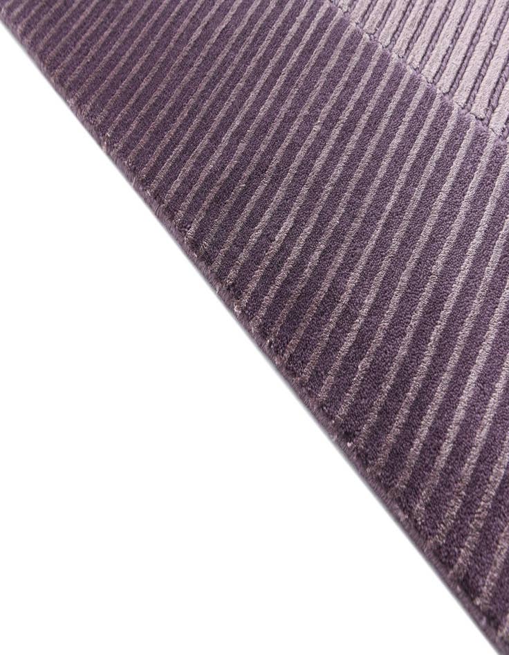 Detail image of  5' 7 x 7' 9 Darya Rug