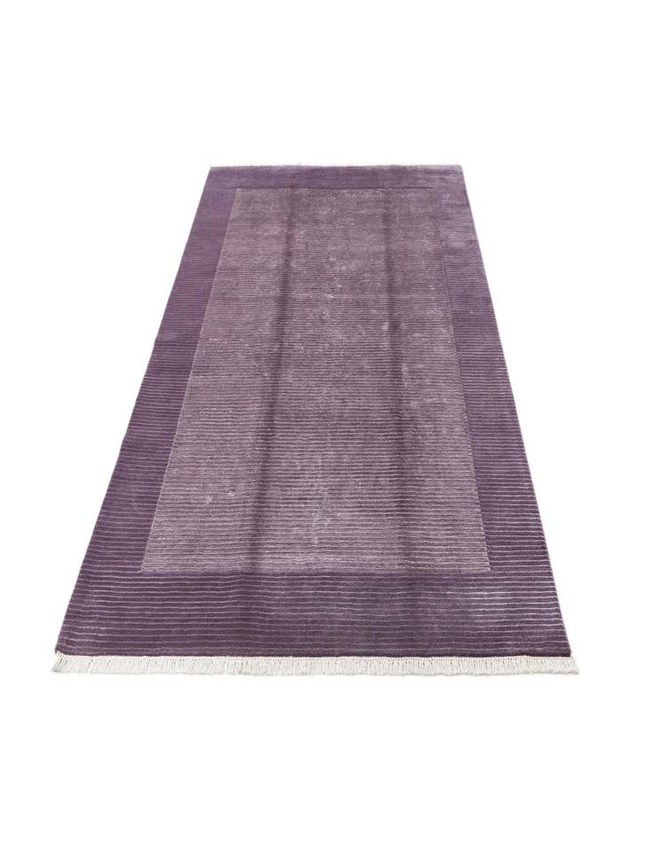 Detail image of  5' 8 x 8' Darya Rug