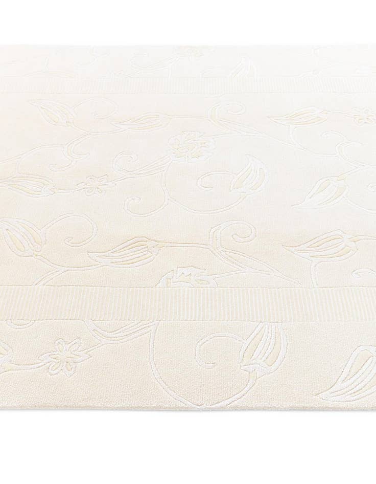 Detail image of  5' 1 x 6' 9 Darya Rug