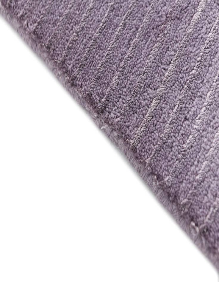 Detail image of  3' 11 x 6' 1 Darya Rug