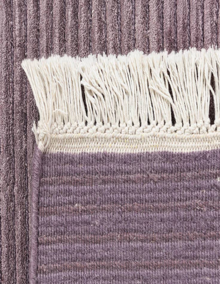 Detail image of  4' 10 x 6' 8 Darya Rug