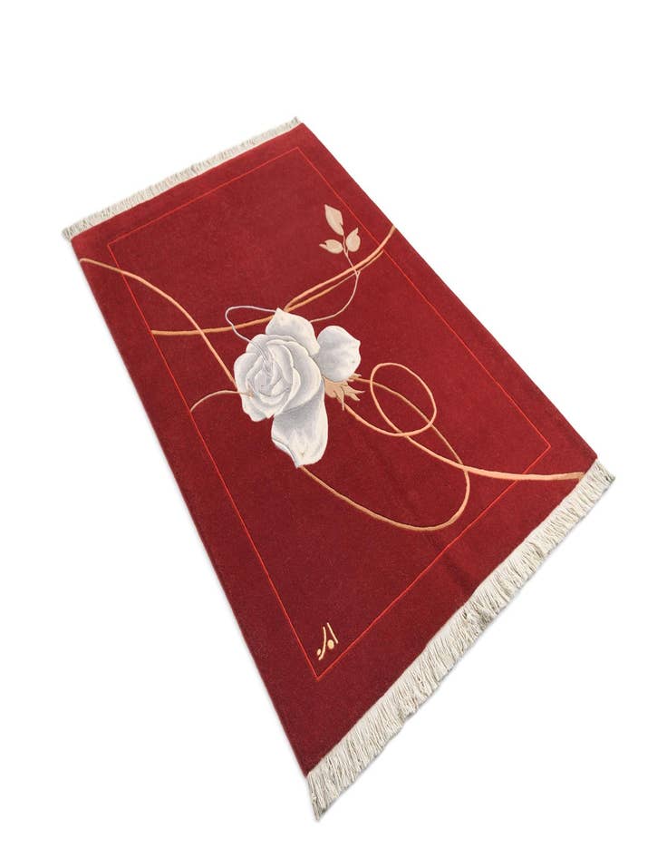 Detail image of  4' x 5' 11 Darya Rug